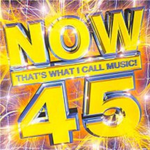 美女内裤㊙️露出奶头
